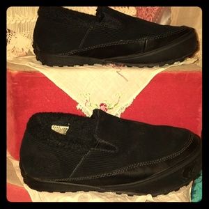 sorel mackenzie snow slip ons